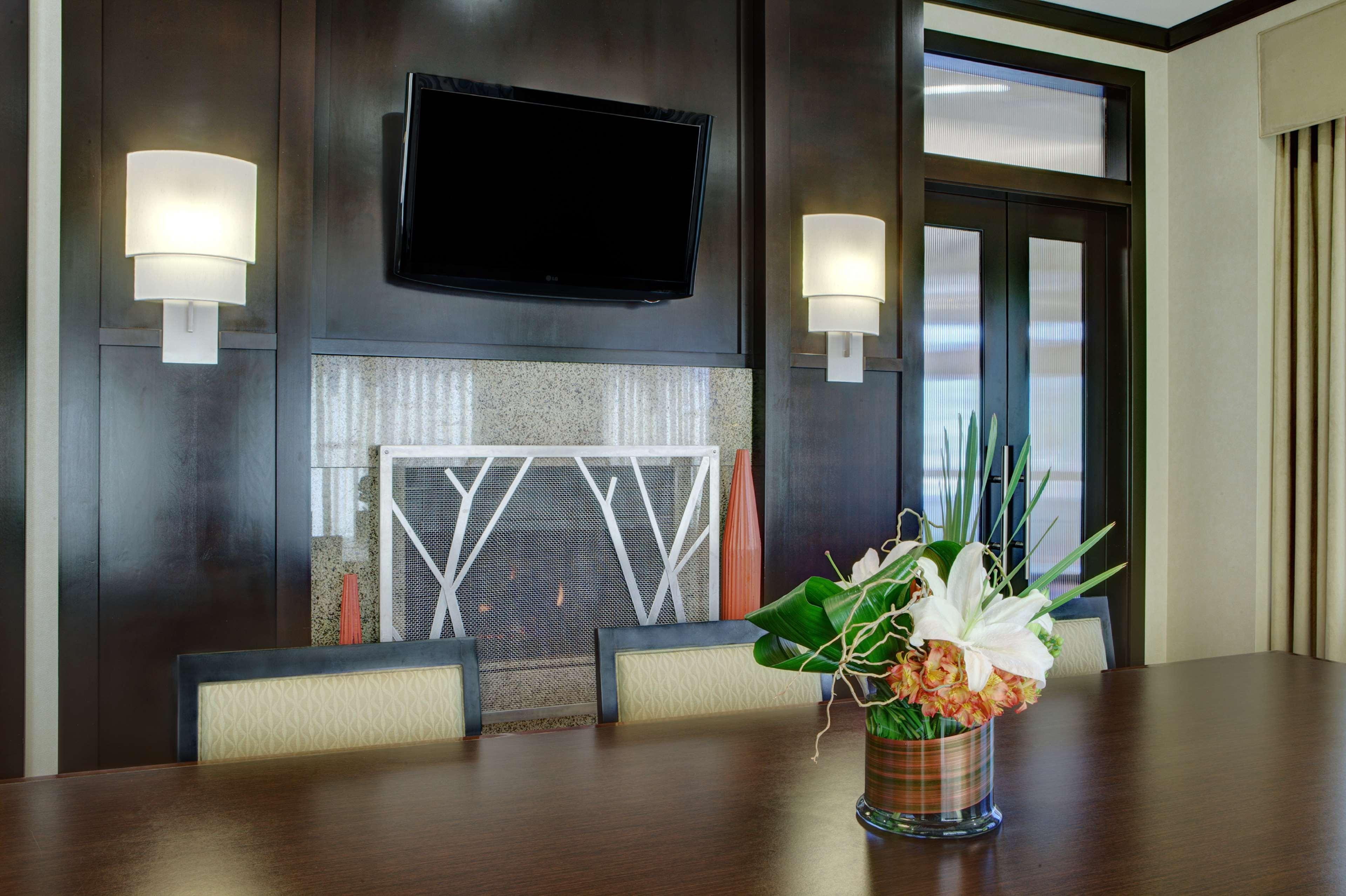 Hilton Garden Inn Seattle/Bothell Ngoại thất bức ảnh