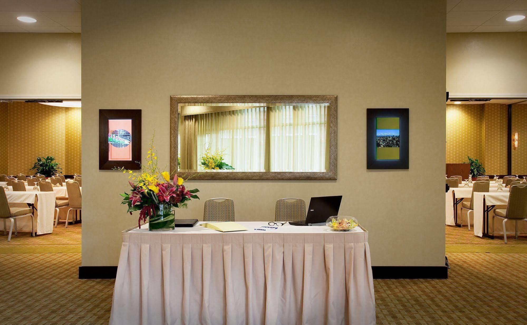 Hilton Garden Inn Seattle/Bothell Ngoại thất bức ảnh